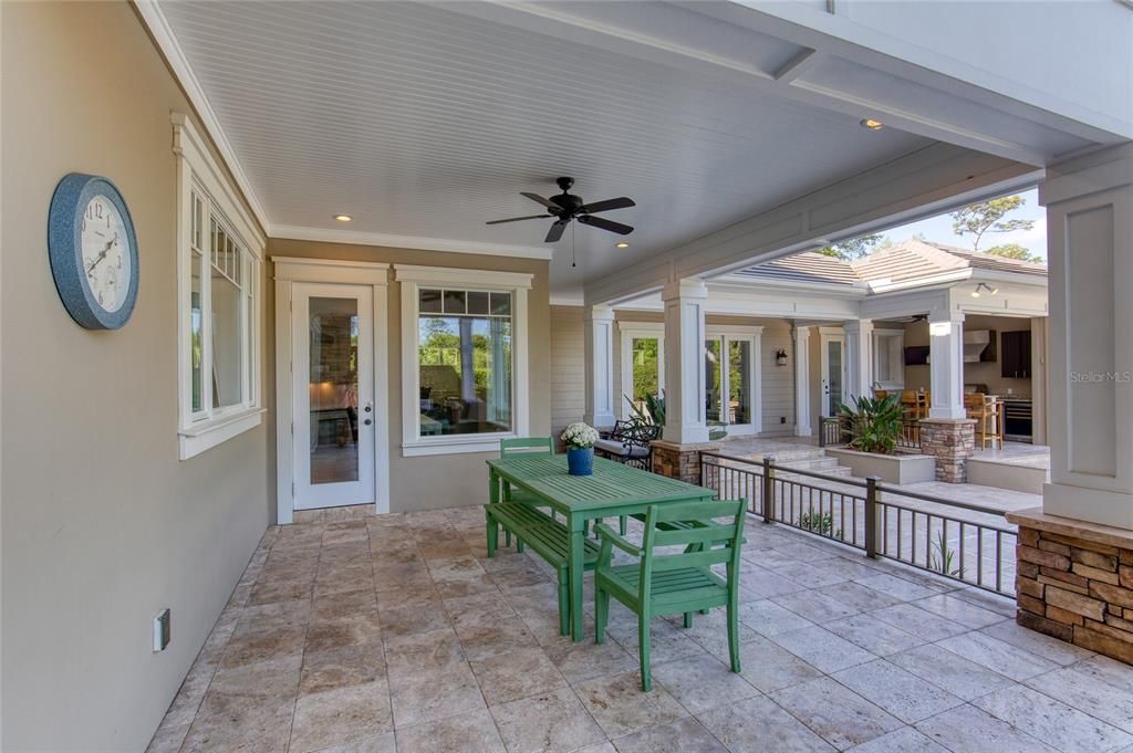 For Sale: $2,200,000 (5 beds, 4 baths, 7027 Square Feet)