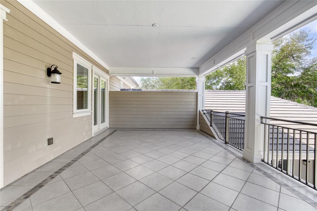 For Sale: $2,200,000 (5 beds, 4 baths, 7027 Square Feet)