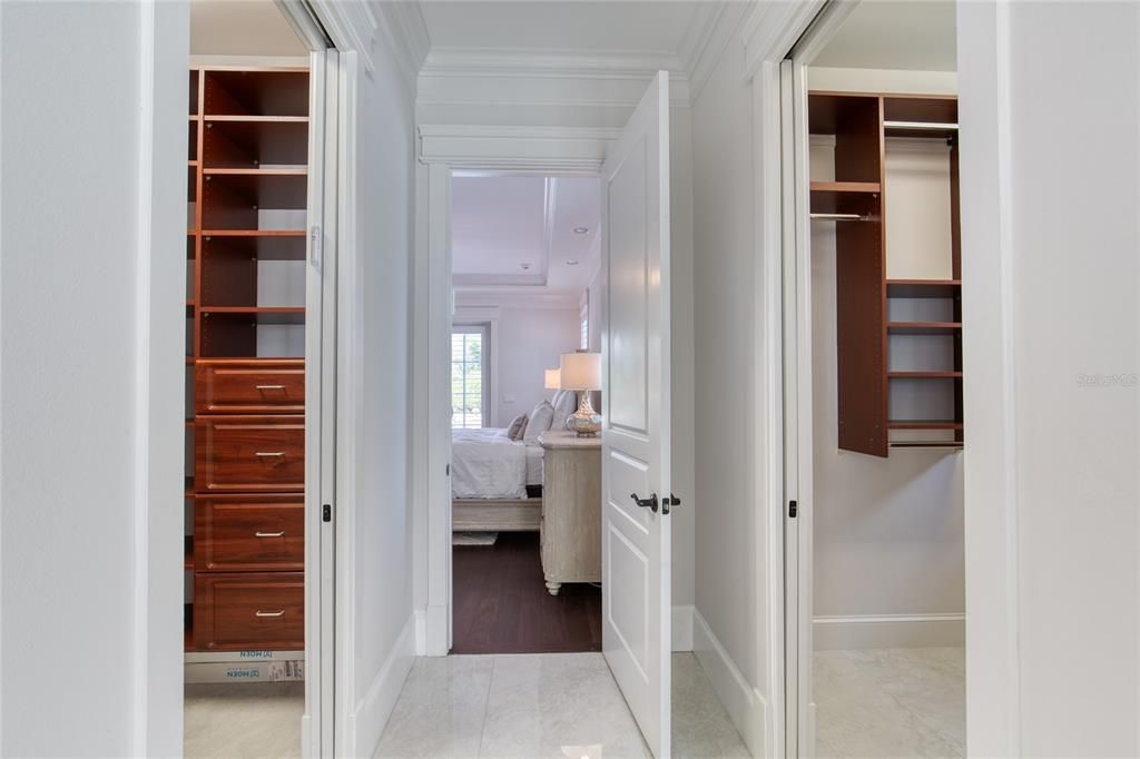 For Sale: $2,200,000 (5 beds, 4 baths, 7027 Square Feet)