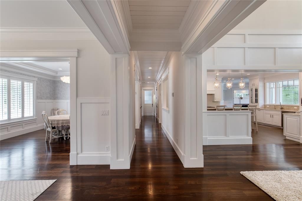 For Sale: $2,200,000 (5 beds, 4 baths, 7027 Square Feet)