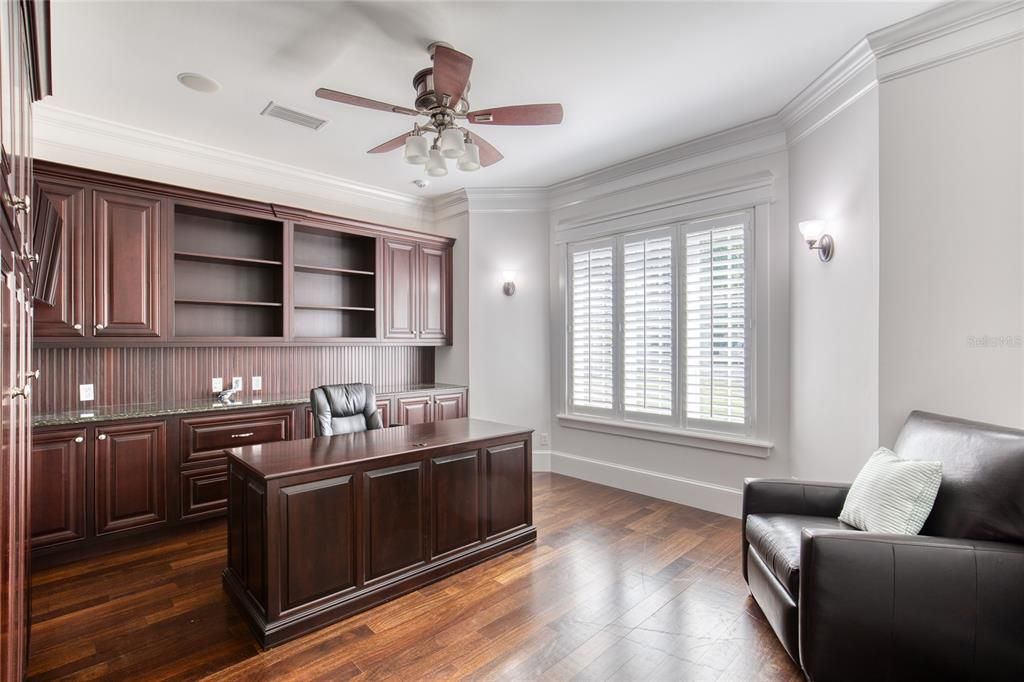 For Sale: $2,200,000 (5 beds, 4 baths, 7027 Square Feet)