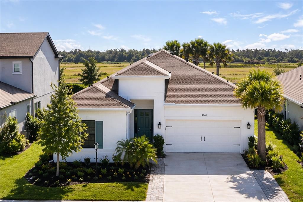 Activo con contrato: $649,950 (4 camas, 3 baños, 2399 Pies cuadrados)