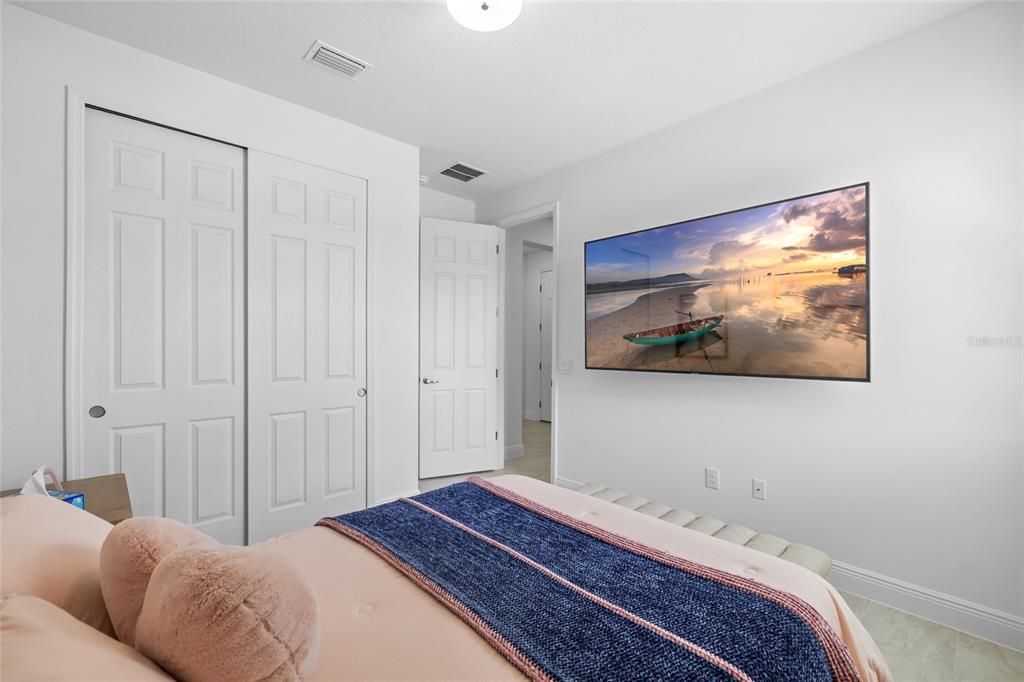 Activo con contrato: $462,900 (4 camas, 2 baños, 2168 Pies cuadrados)