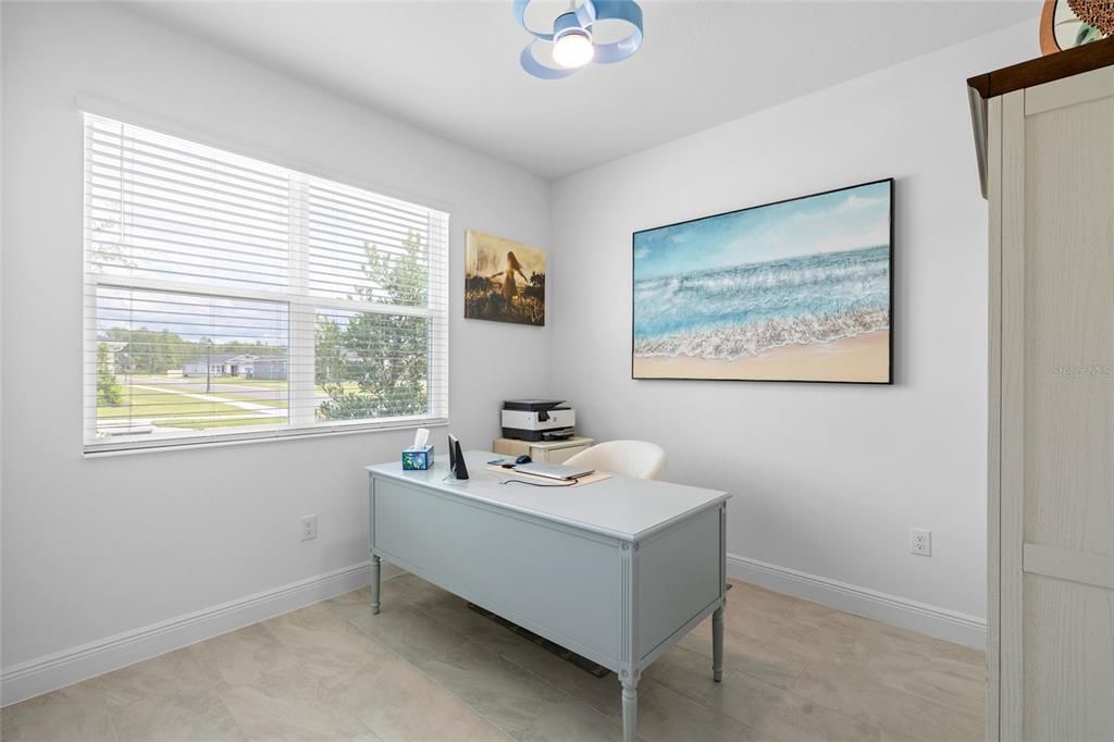 Activo con contrato: $462,900 (4 camas, 2 baños, 2168 Pies cuadrados)