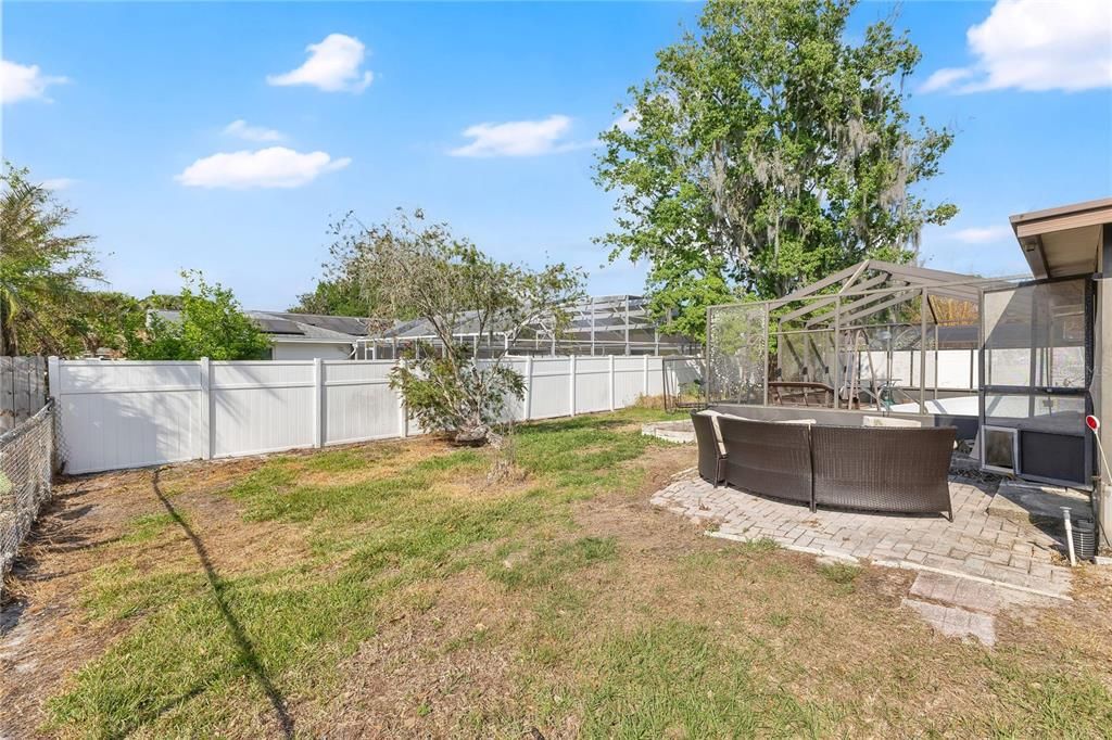 Active With Contract: $185,000 (3 beds, 2 baths, 1436 Square Feet)
