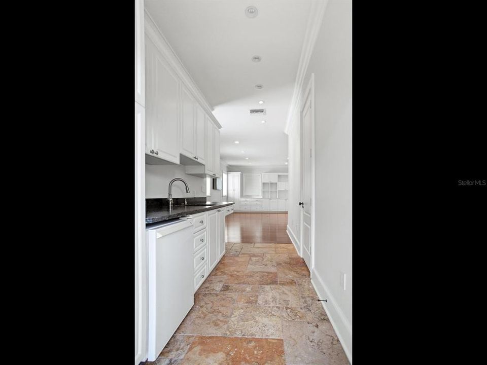 En Venta: $8,499,000 (6 camas, 6 baños, 7894 Pies cuadrados)