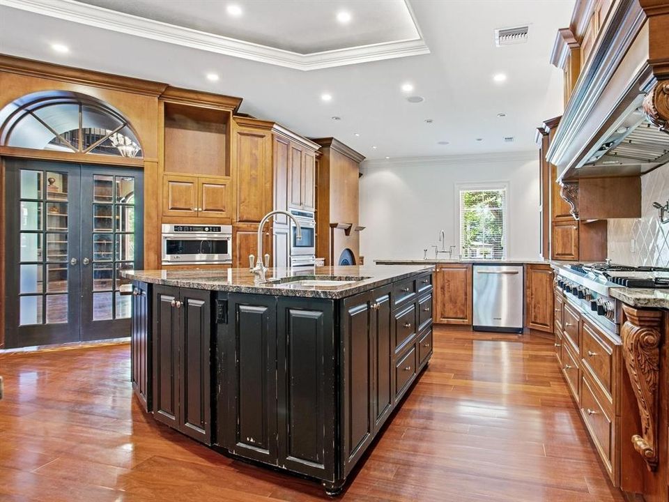 En Venta: $8,499,000 (6 camas, 6 baños, 7894 Pies cuadrados)
