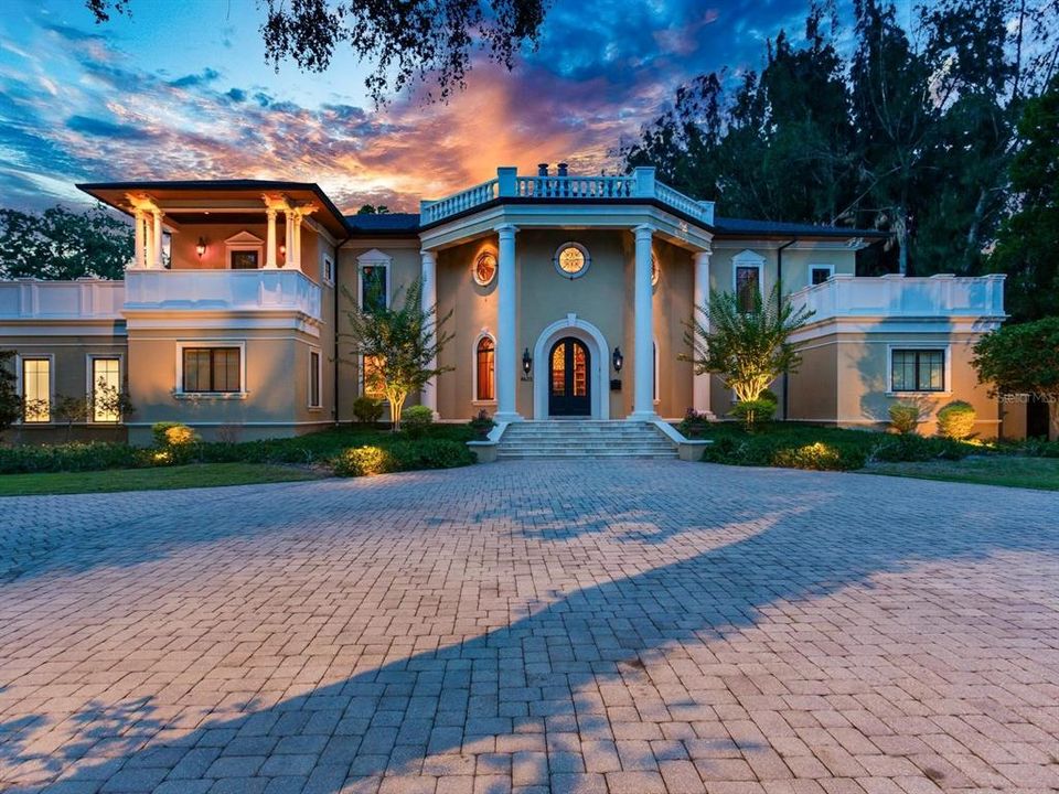 En Venta: $8,499,000 (6 camas, 6 baños, 7894 Pies cuadrados)