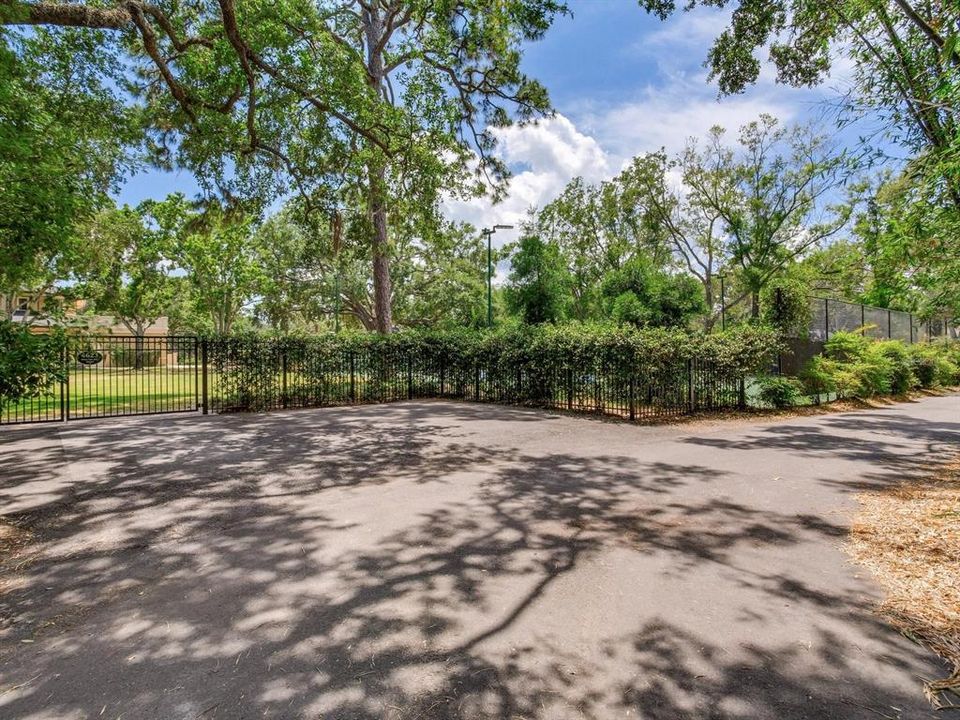 En Venta: $8,499,000 (6 camas, 6 baños, 7894 Pies cuadrados)