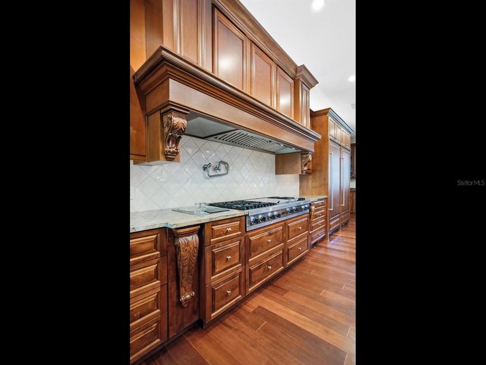 En Venta: $8,499,000 (6 camas, 6 baños, 7894 Pies cuadrados)