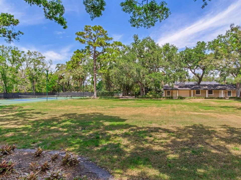 En Venta: $8,499,000 (6 camas, 6 baños, 7894 Pies cuadrados)