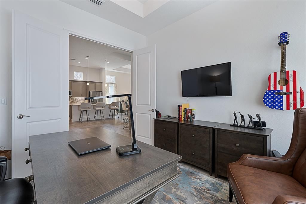 Active With Contract: $599,000 (3 beds, 3 baths, 2380 Square Feet)