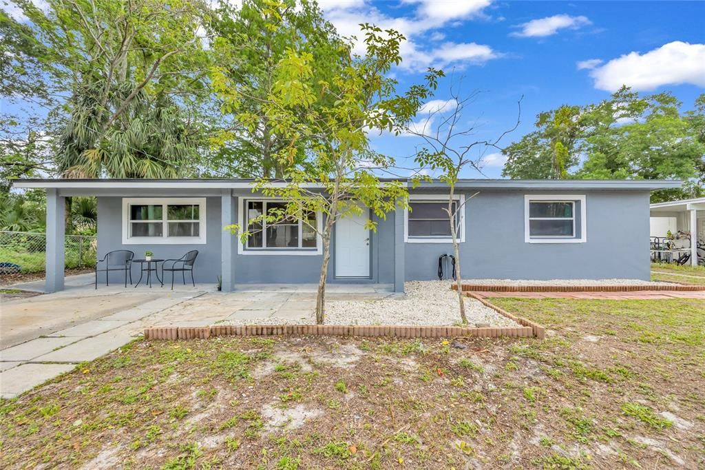 Activo con contrato: $220,000 (3 camas, 1 baños, 1119 Pies cuadrados)