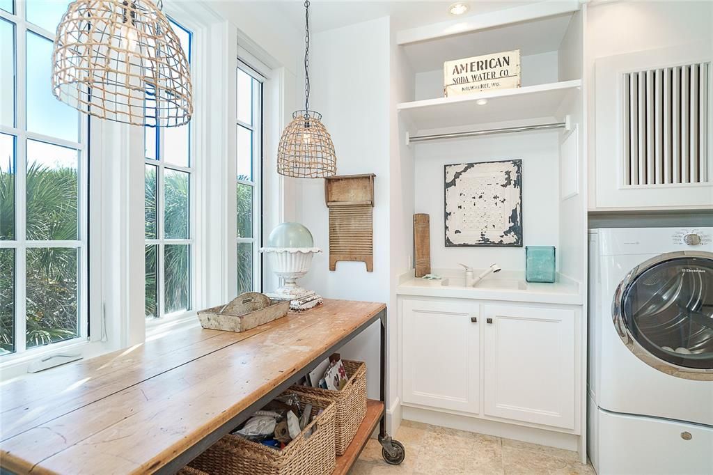 For Sale: $4,300,000 (3 beds, 4 baths, 4070 Square Feet)