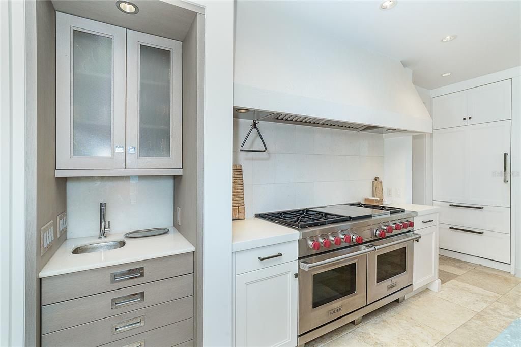 For Sale: $4,300,000 (3 beds, 4 baths, 4070 Square Feet)