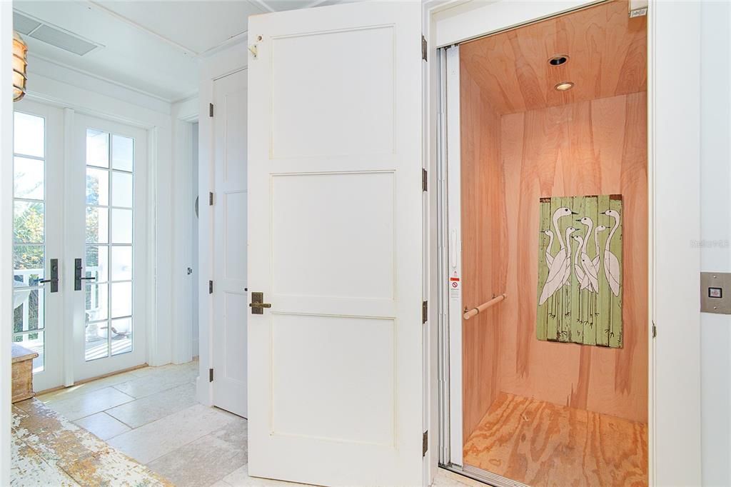 For Sale: $4,300,000 (3 beds, 4 baths, 4070 Square Feet)