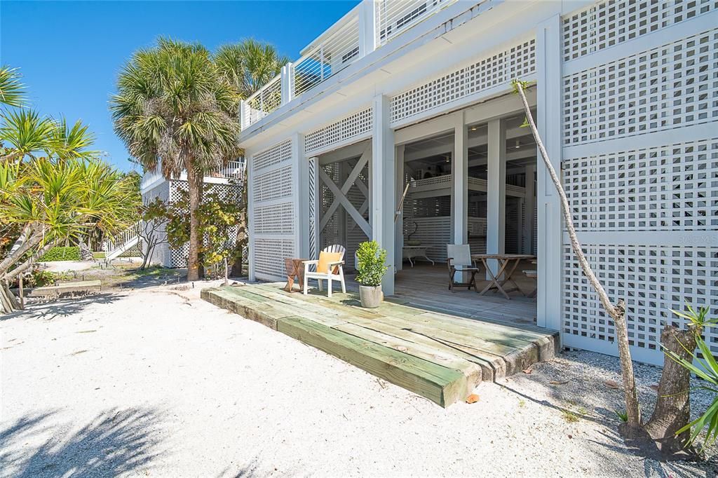 For Sale: $4,300,000 (3 beds, 4 baths, 4070 Square Feet)