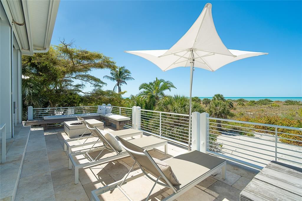 For Sale: $4,300,000 (3 beds, 4 baths, 4070 Square Feet)