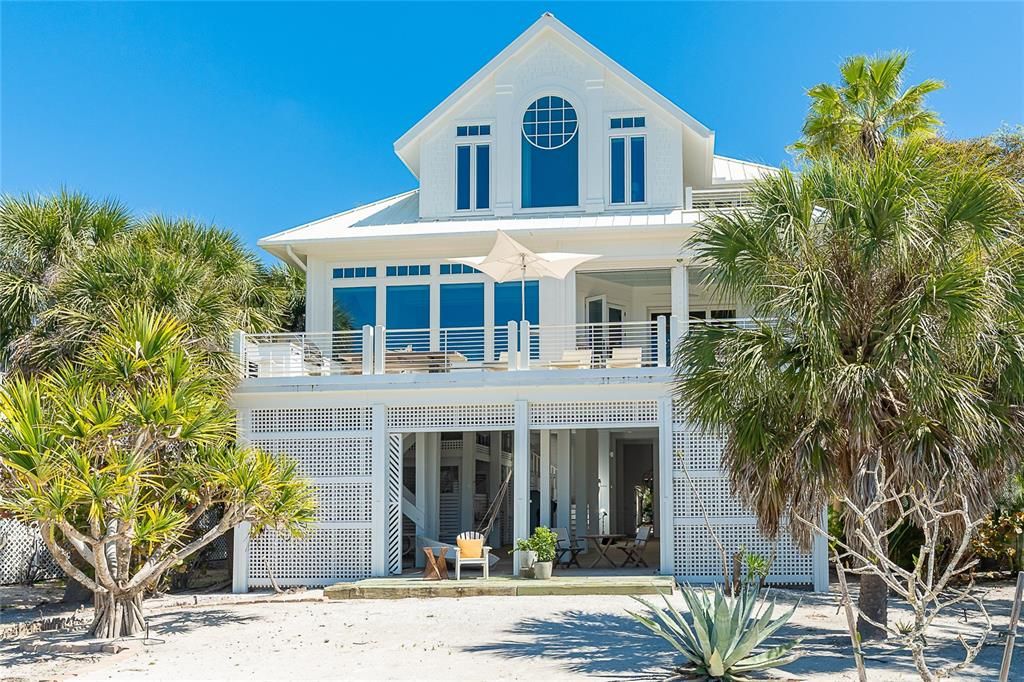For Sale: $4,300,000 (3 beds, 4 baths, 4070 Square Feet)