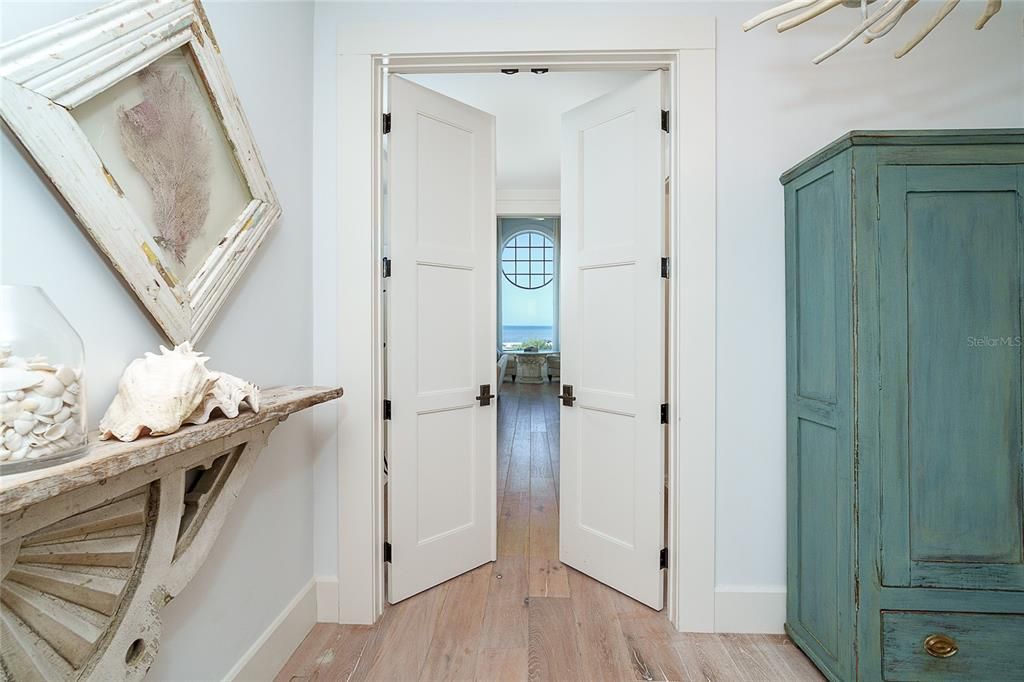 For Sale: $4,300,000 (3 beds, 4 baths, 4070 Square Feet)