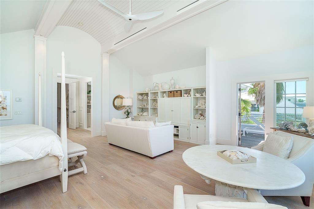 For Sale: $4,300,000 (3 beds, 4 baths, 4070 Square Feet)