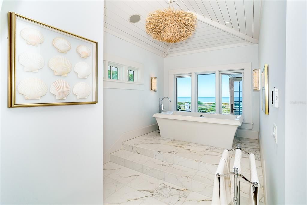 For Sale: $4,300,000 (3 beds, 4 baths, 4070 Square Feet)