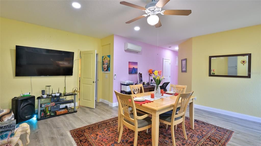For Sale: $799,000 (4 beds, 3 baths, 2984 Square Feet)