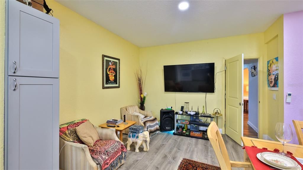 For Sale: $799,000 (4 beds, 3 baths, 2984 Square Feet)