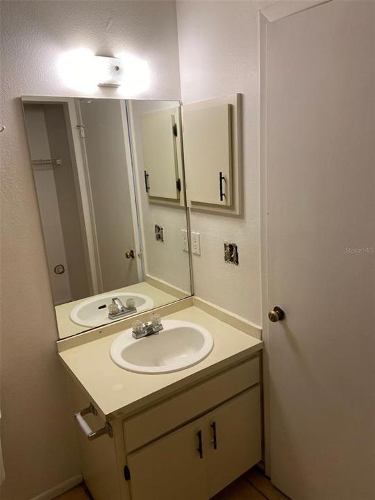 For Rent: $1,595 (2 beds, 2 baths, 1150 Square Feet)