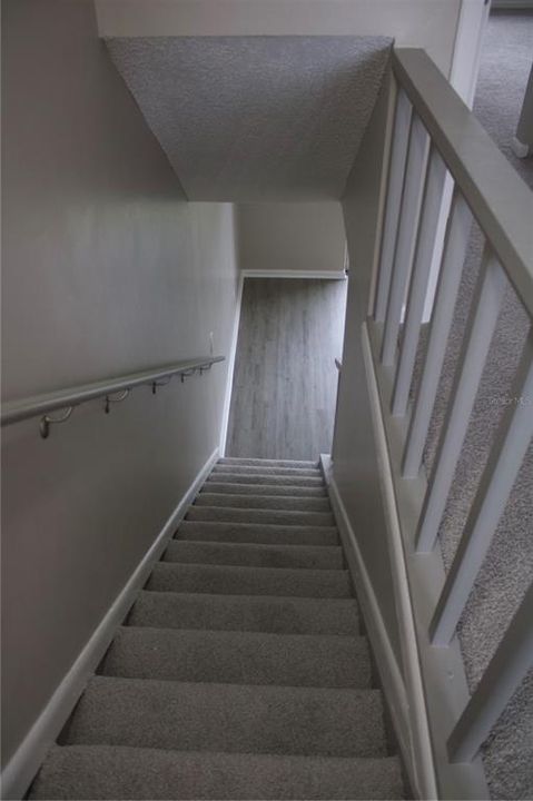 В аренду: $1,600 (2 спален, 1 ванн, 1068 Квадратных фут)