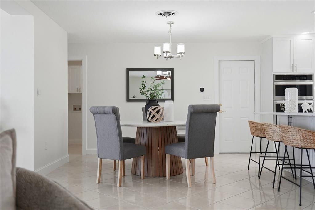 For Sale: $1,300,000 (3 beds, 2 baths, 1854 Square Feet)