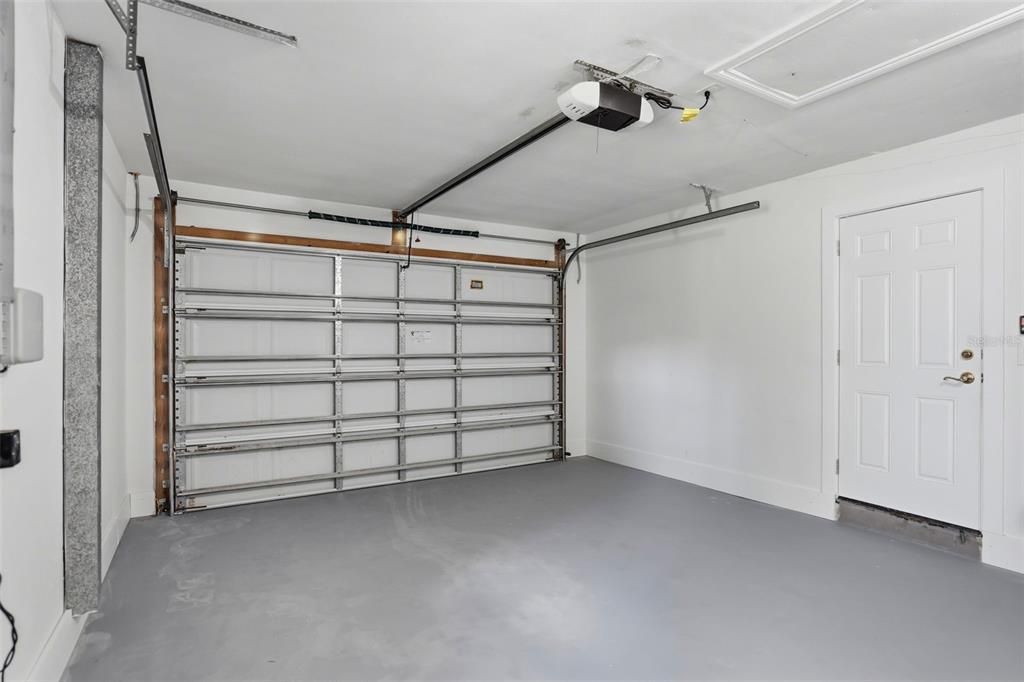 For Sale: $1,300,000 (3 beds, 2 baths, 1854 Square Feet)