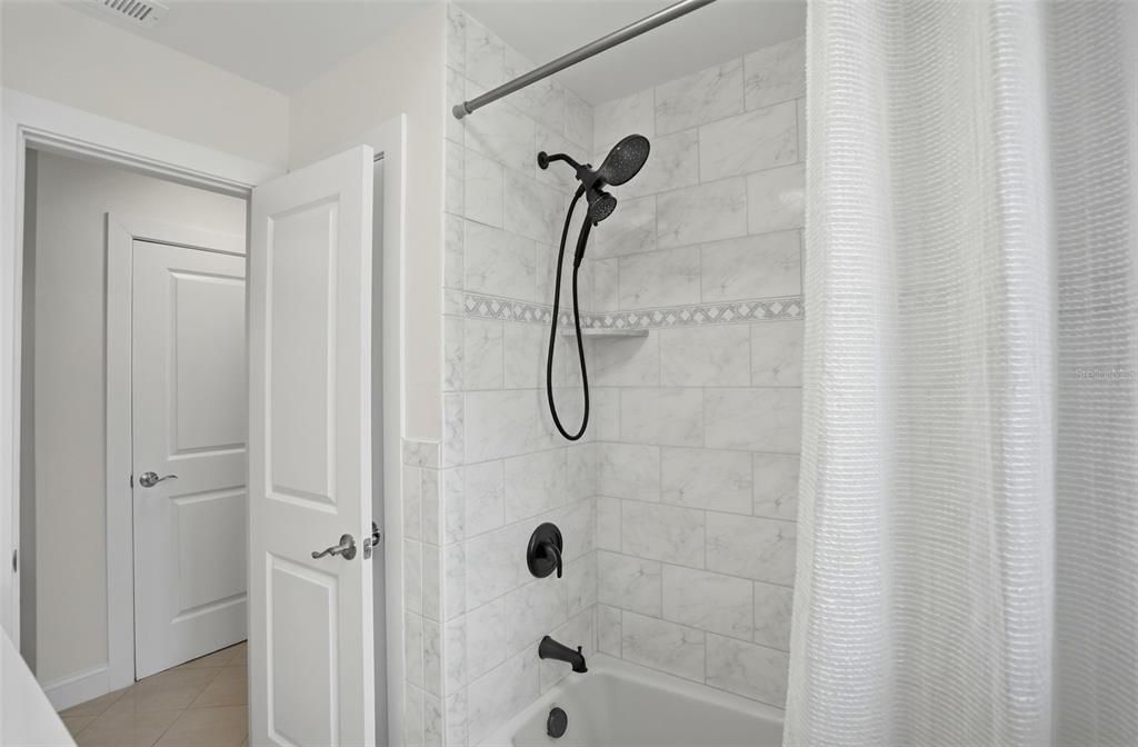 For Sale: $1,300,000 (3 beds, 2 baths, 1854 Square Feet)
