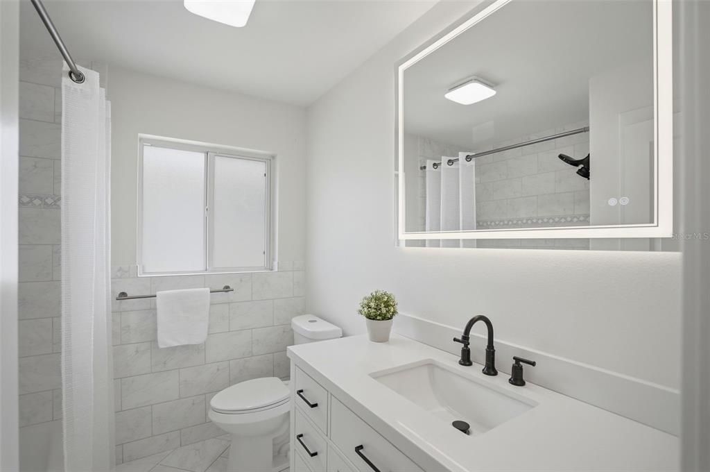 For Sale: $1,300,000 (3 beds, 2 baths, 1854 Square Feet)