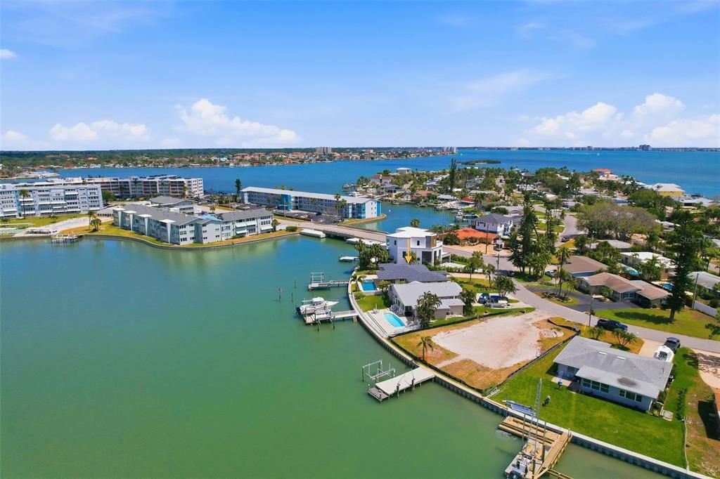 For Sale: $1,300,000 (3 beds, 2 baths, 1854 Square Feet)