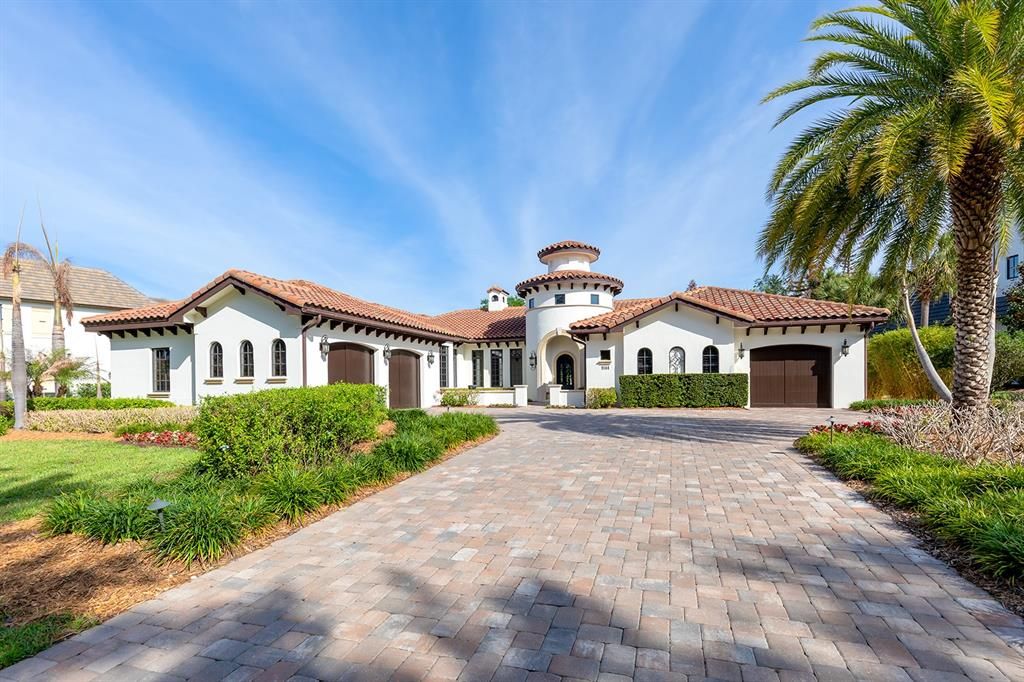 For Sale: $4,450,000 (3 beds, 3 baths, 5004 Square Feet)