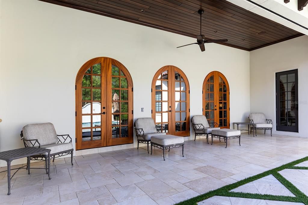 For Sale: $4,450,000 (3 beds, 3 baths, 5004 Square Feet)