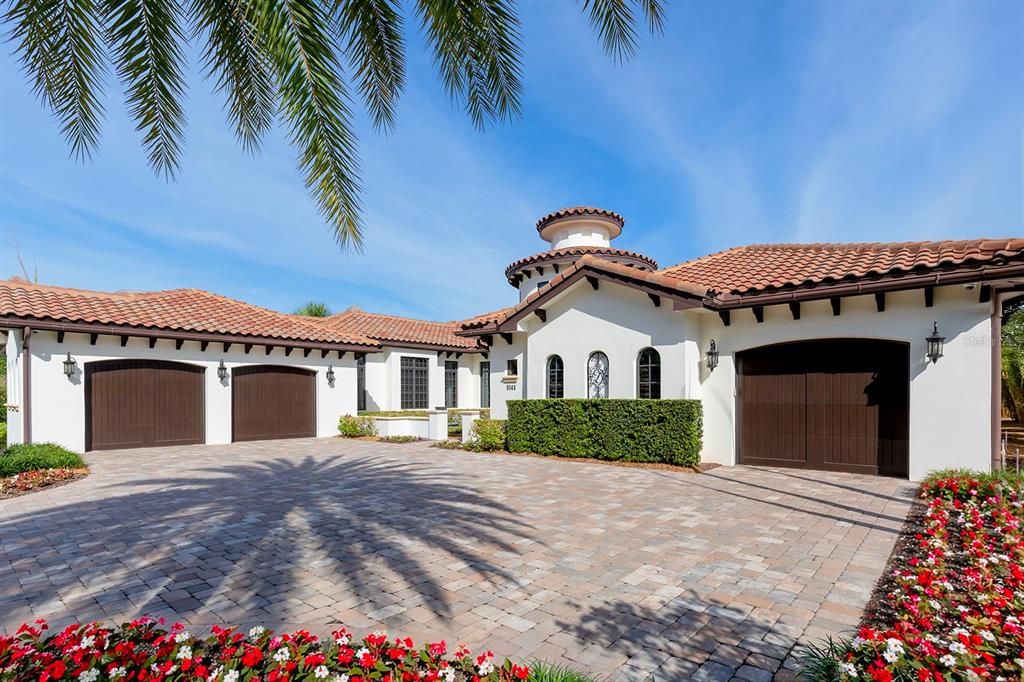 For Sale: $4,450,000 (3 beds, 3 baths, 5004 Square Feet)