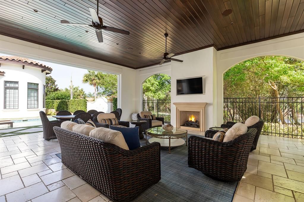 For Sale: $4,450,000 (3 beds, 3 baths, 5004 Square Feet)