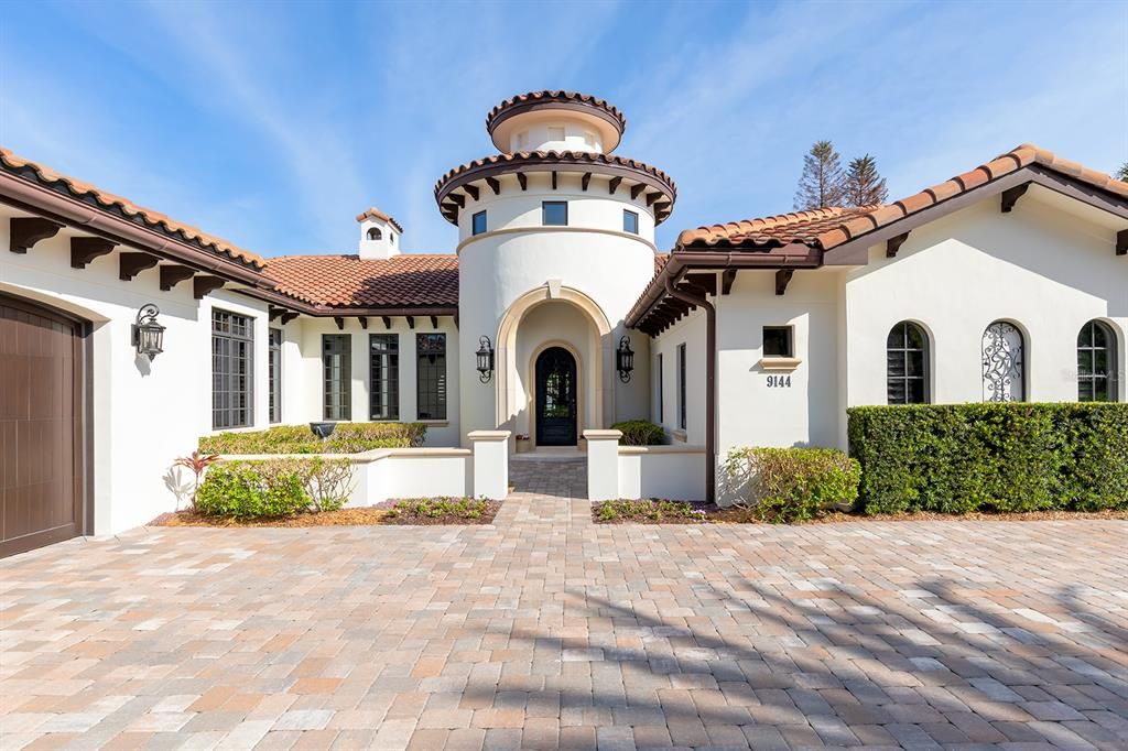 For Sale: $4,450,000 (3 beds, 3 baths, 5004 Square Feet)