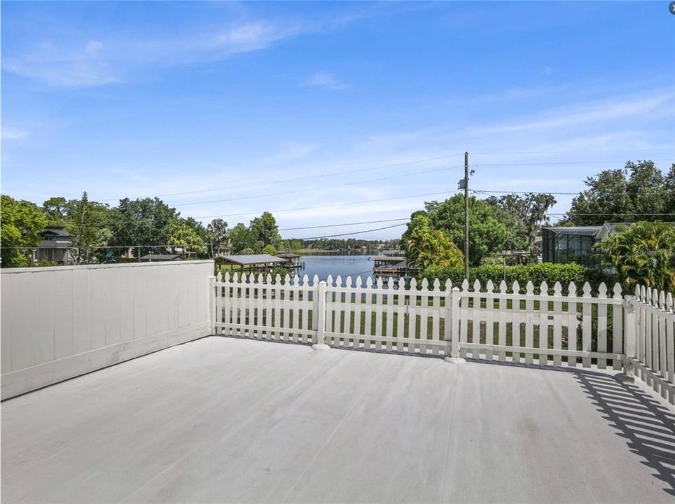 For Sale: $1,650,000 (0.32 acres)