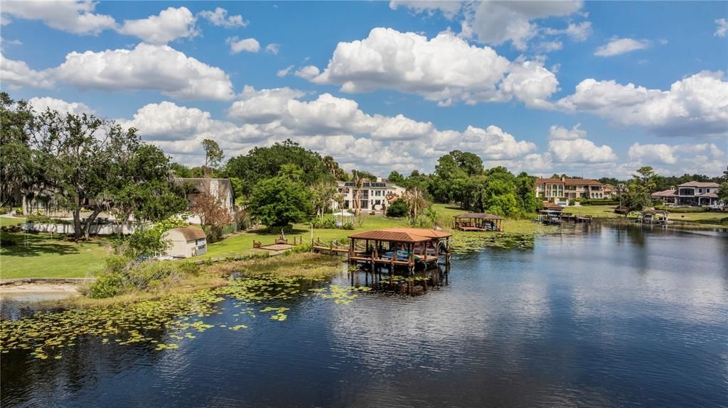 For Sale: $6,750,000 (10 beds, 8 baths, 10119 Square Feet)