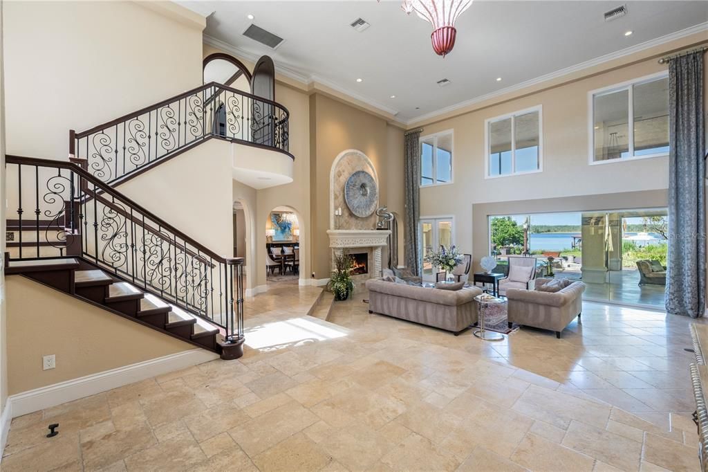 For Sale: $6,750,000 (10 beds, 8 baths, 10119 Square Feet)