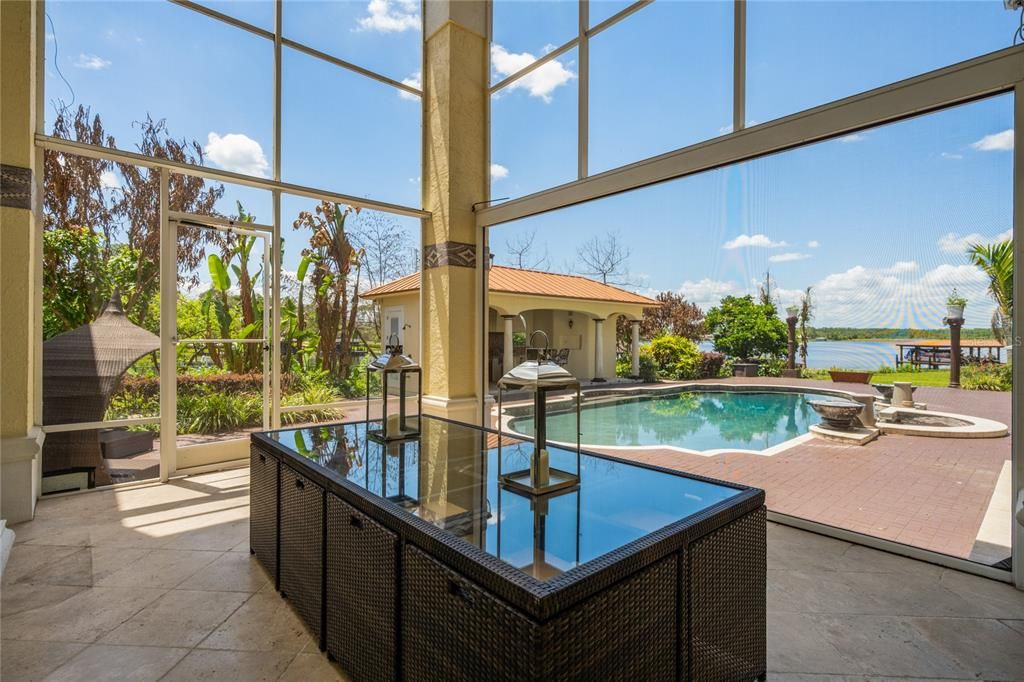 For Sale: $6,750,000 (10 beds, 8 baths, 10119 Square Feet)