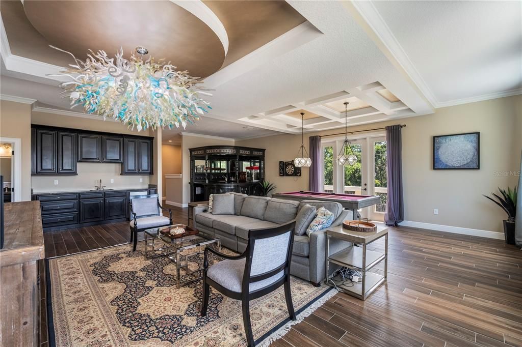 For Sale: $6,750,000 (10 beds, 8 baths, 10119 Square Feet)