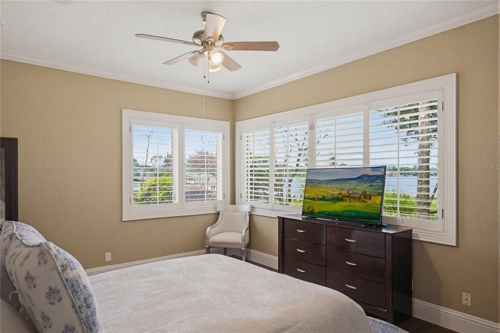 For Sale: $6,750,000 (10 beds, 8 baths, 10119 Square Feet)
