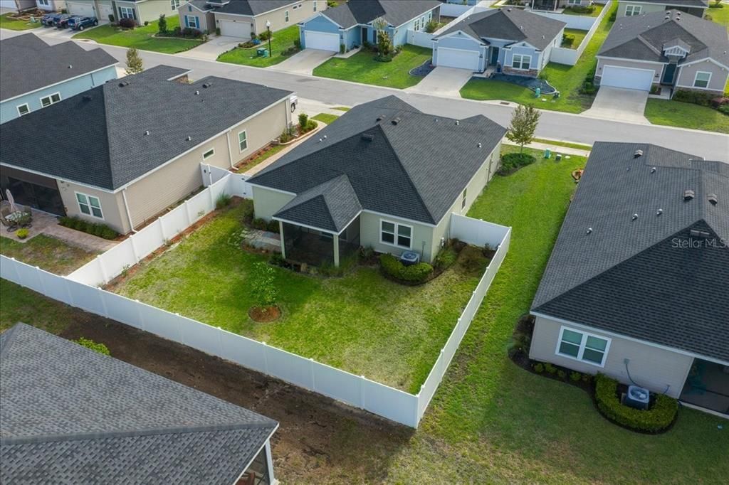 待售: $260,000 (2 贝兹, 2 浴室, 1548 平方英尺)