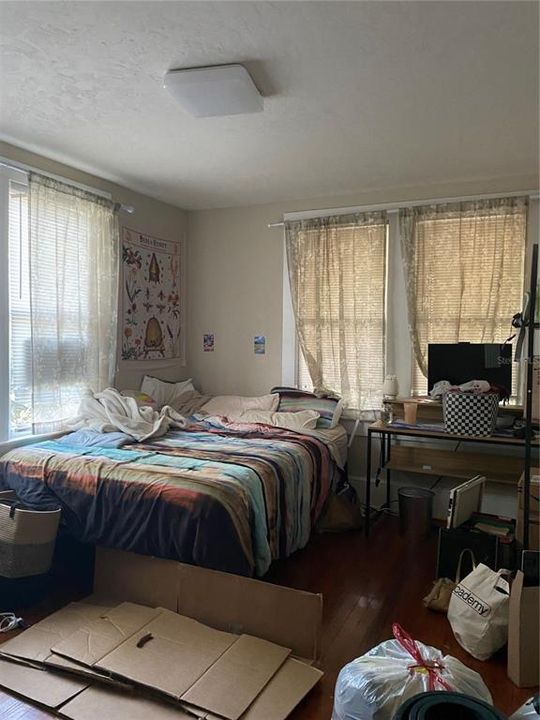 For Sale: $675,000 (7 beds, 0 baths, 2826 Square Feet)