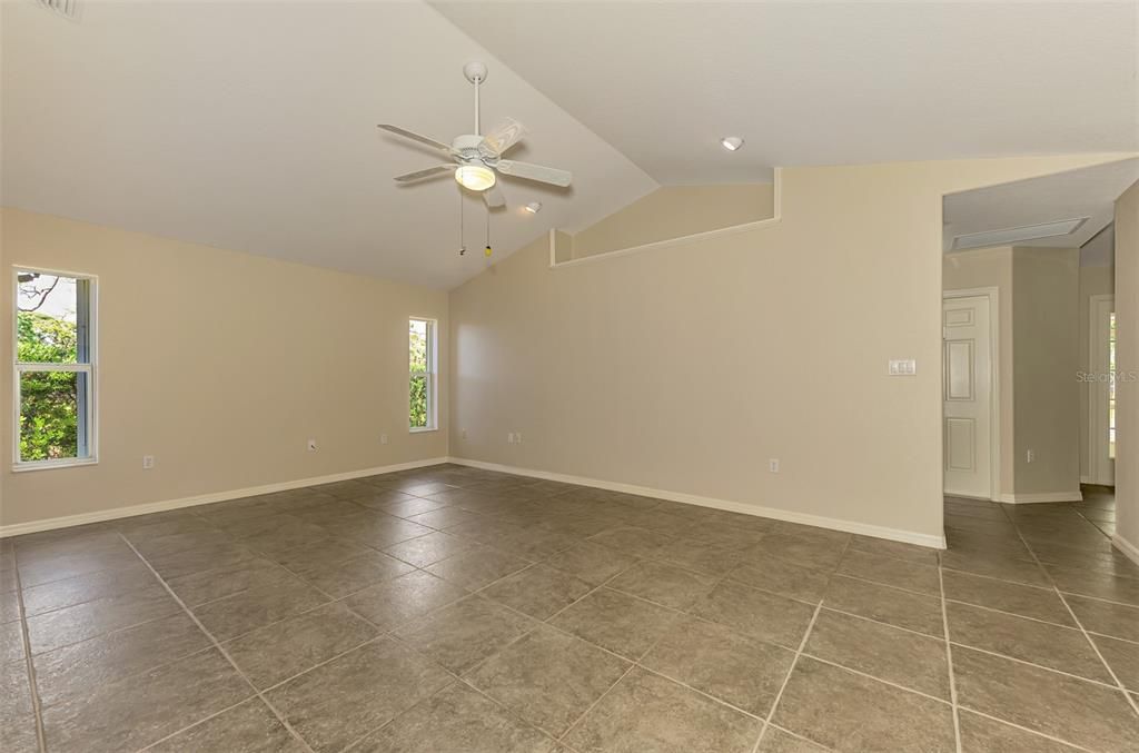 For Rent: $3,300 (3 beds, 3 baths, 2388 Square Feet)