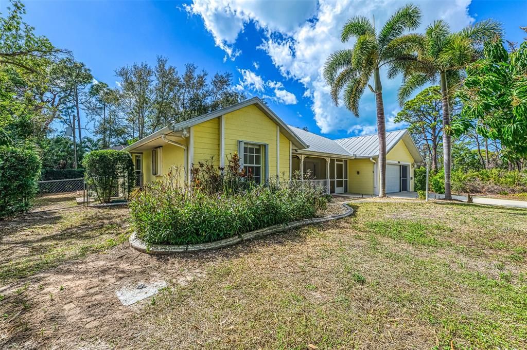 For Rent: $3,300 (3 beds, 3 baths, 2388 Square Feet)